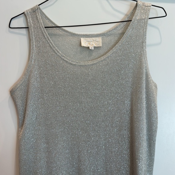 Cache shimmer tank - Picture 3 of 5